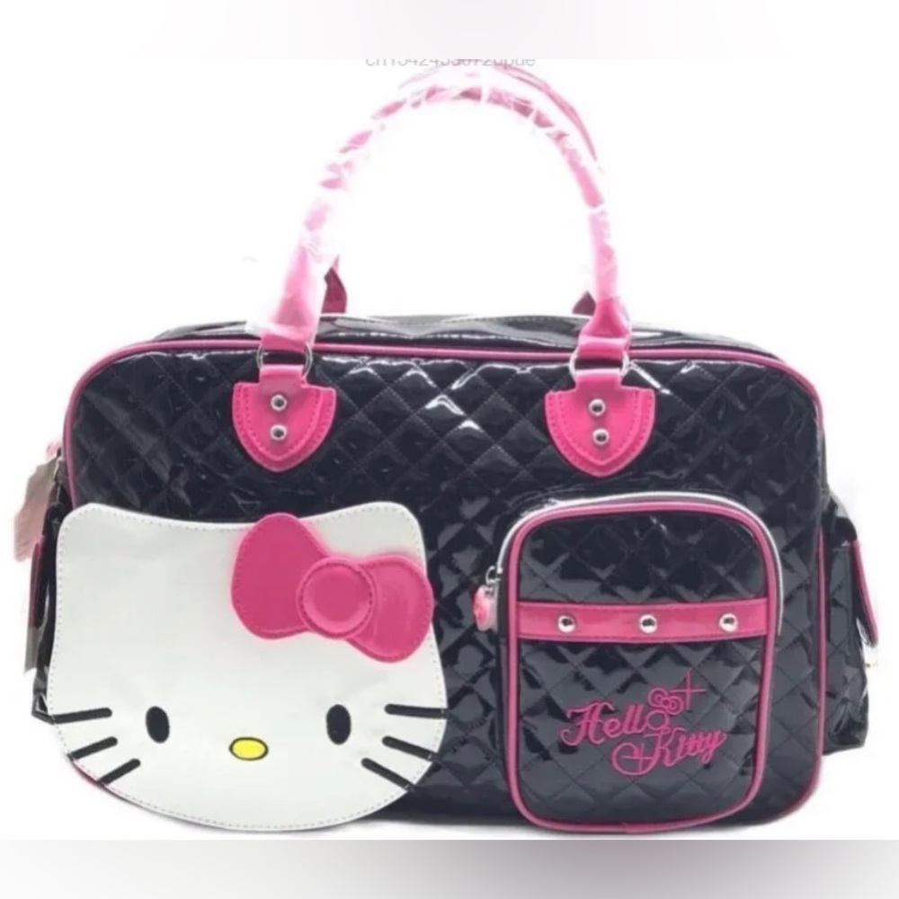New w/o tags Hello kitty Duffle bag… so cute